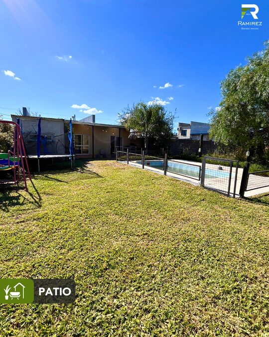 CASA CON GRAN FONDO Y PILETA