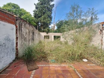 Propiedad a Reciclar | 551 m² | Zona Centro/Parque – Salta 564 | U$D 125.000