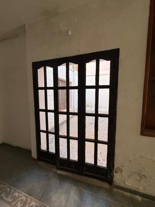 Propiedad a Reciclar | 551 m² | Zona Centro/Parque – Salta 564 | U$D 125.000