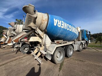 VENDO IVECO  TRAKKER 410 T 44N 3500 6x4