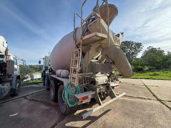 IVECO  TRAKKER 380 T 38 6X4. Recibo vehículo