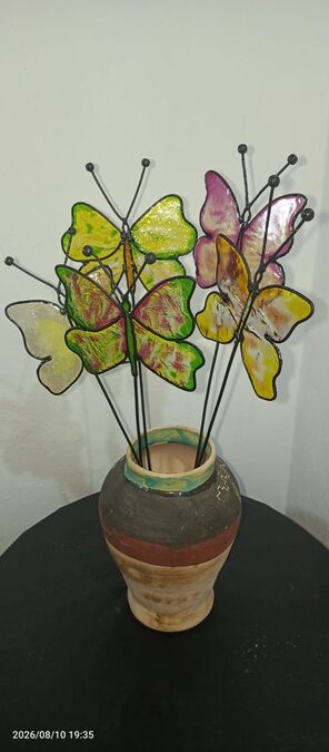 tutores y portamacetas para jardin