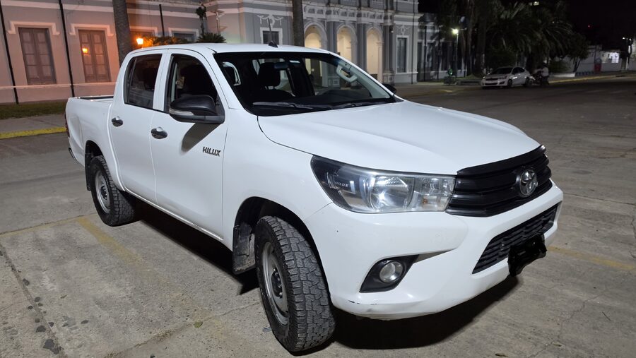 Toyota Hilux Pick-up 2.4 Cd Dx 150cv 4x4 - Precio sugerido, escucho ofertas