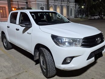 Toyota Hilux Pick-up 2.4 Cd Dx 150cv 4x4 - Precio sugerido, escucho ofertas