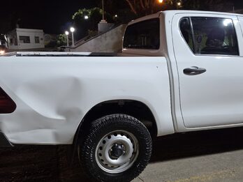 Toyota Hilux Pick-up 2.4 Cd Dx 150cv 4x4 - Precio sugerido, escucho ofertas