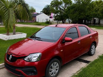 TOYOTA ETIOS 1.5 XS 4P 6MT - AÑO 2.018