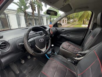 TOYOTA ETIOS 1.5 XS 4P 6MT - AÑO 2.018