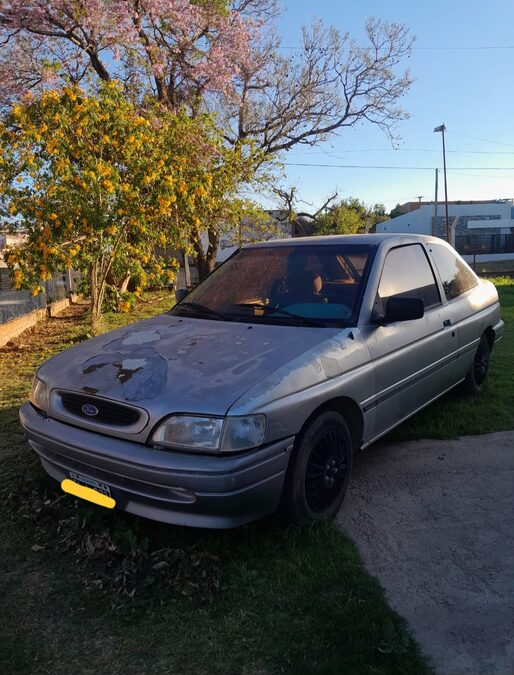 Vendo Ford Escort