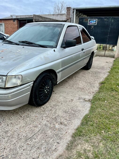 Vendo Ford Escort