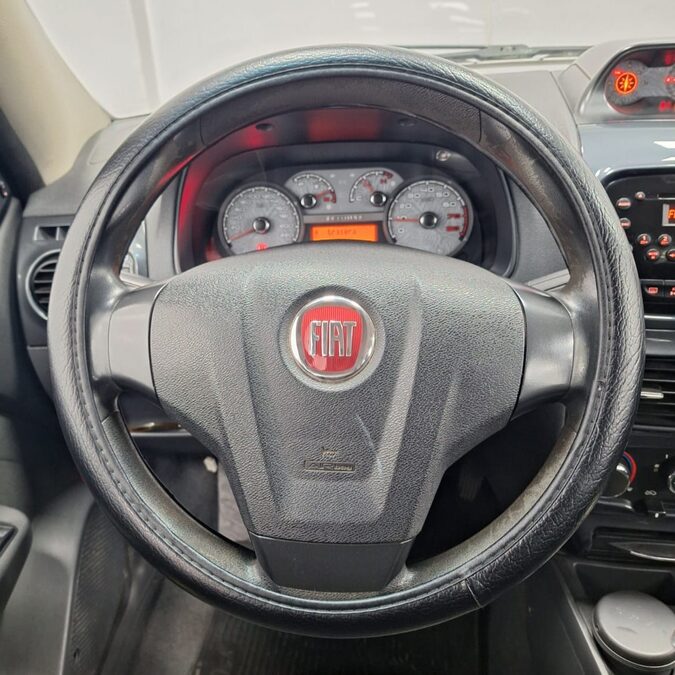 FIAT PALIO WEEKEND LOCKER SEG - 2014 - 135.000 KM