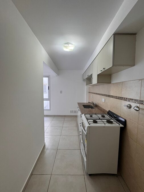 ALQUILO DEPARTAMENTO 1 DORMITORIO - PERON Y 25 DE MAYO