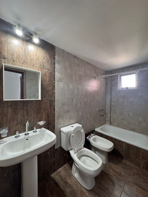 ALQUILO DEPARTAMENTO 1 DORMITORIO - PERON Y 25 DE MAYO