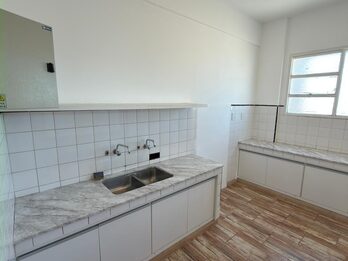 IMPORTANTE PISO EN ALQUILER - OFICINA