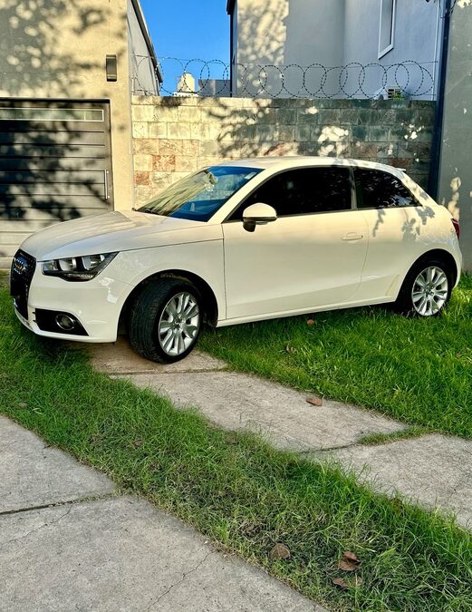 Audi A 1 1.4 tsfi impecable