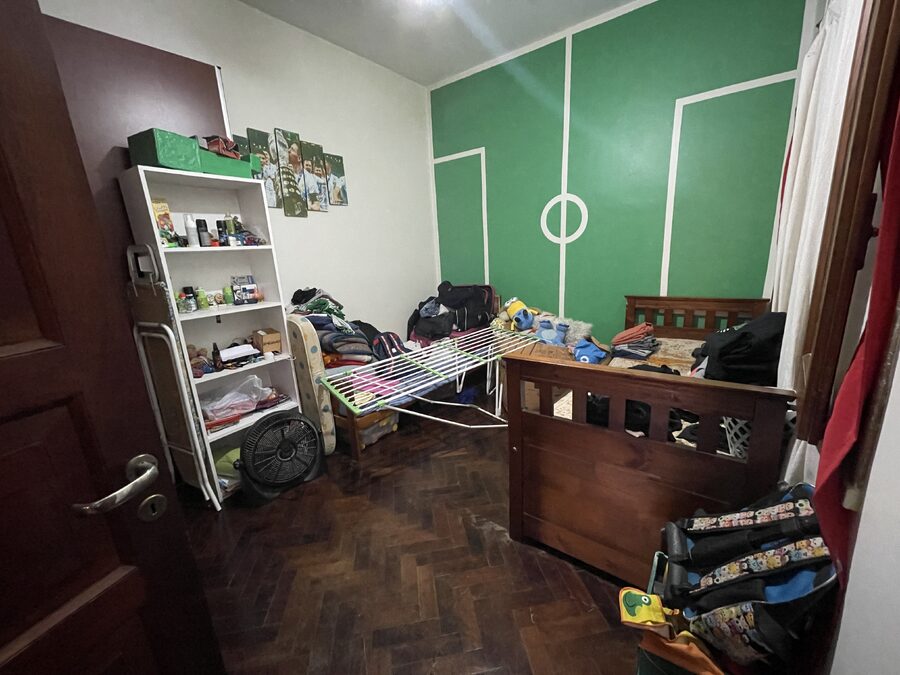 EN VENTA CASA DE 3 DORMITORIOS CON PATIO ZONA PLAZA SAENZ PEÑA