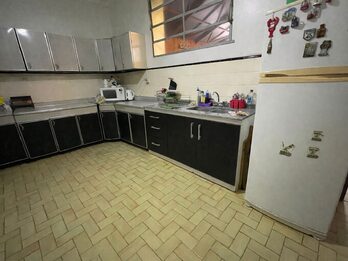 EN VENTA CASA DE 3 DORMITORIOS CON PATIO ZONA PLAZA SAENZ PEÑA