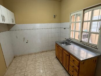 En alquiler planta alta tres dormitorios , zona  La Baxada!