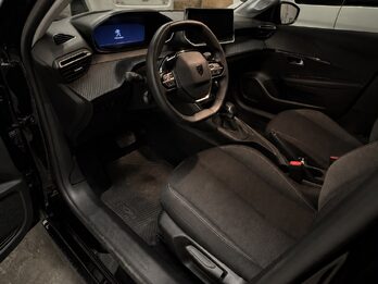 PEUGEOT 208 1.6 ALLURE AT - AÑO 2.025
