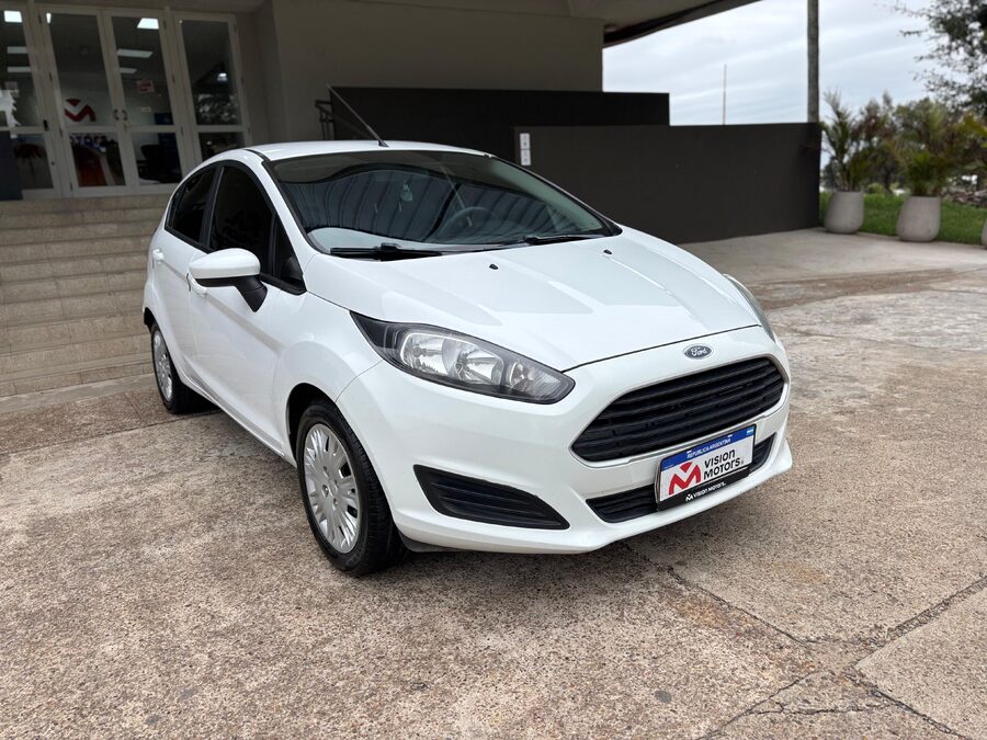 FORD FIESTA 1.6 S. Recibo vehículos de menor y mayor valor.