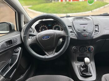 FORD FIESTA 1.6 S. Recibo vehículos de menor y mayor valor.
