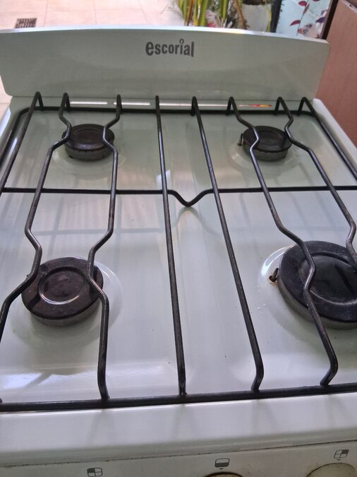 Vendo cocina impecable