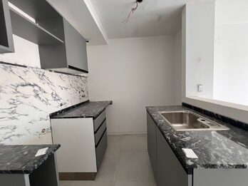 SE VENDE DEPARTAMENTO UN DORMITORIO + COCHERA. SAN JUAN Y NOGOYA