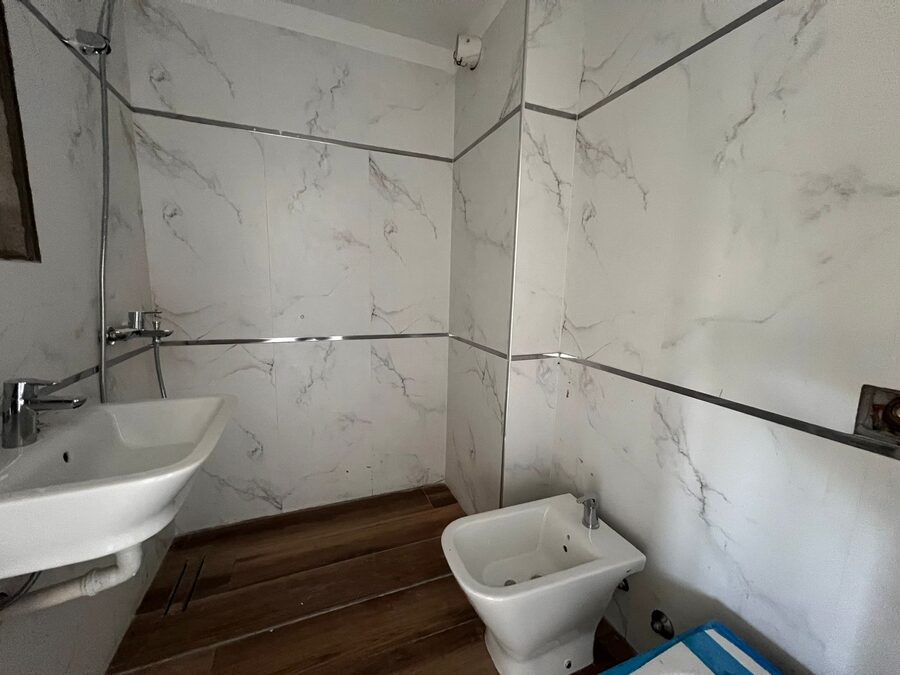 SE VENDE DEPARTAMENTO UN DORMITORIO + COCHERA. SAN JUAN Y NOGOYA