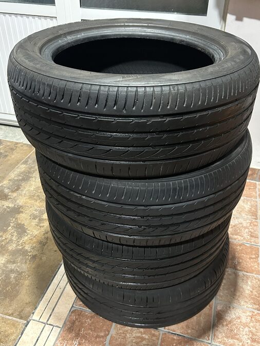 Cubiertas de auto x4 Pacek 195 55 R15