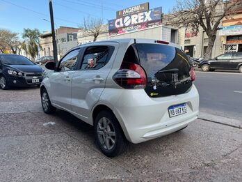 Fiat Mobi easy 1.0