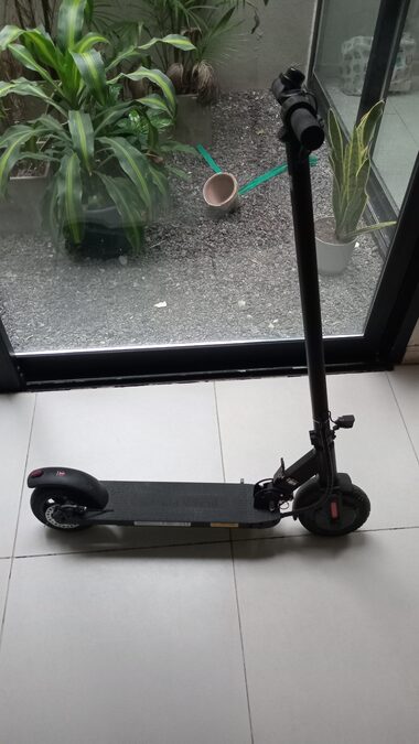 Monopatín electrico Black Power R32M
