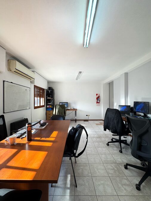 ALQUILER DEPTO 2 DORM CARBO E YRIGOYEN