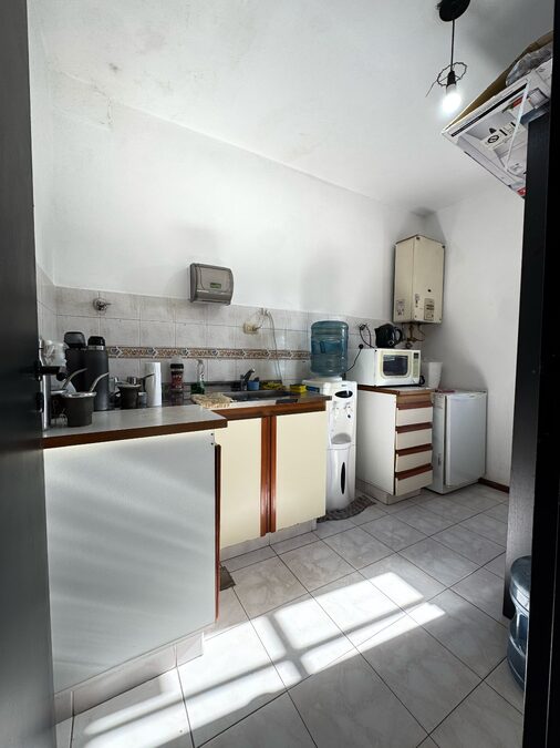 ALQUILER DEPTO 2 DORM CARBO E YRIGOYEN