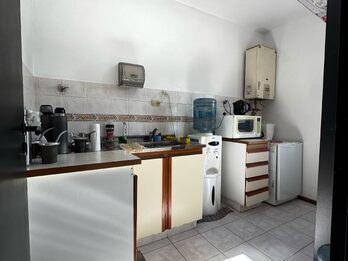 ALQUILER DEPTO 2 DORM CARBO E YRIGOYEN