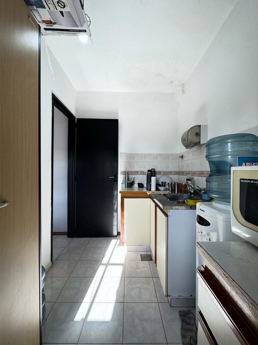 ALQUILER DEPTO 2 DORM CARBO E YRIGOYEN
