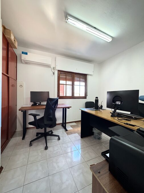 ALQUILER DEPTO 2 DORM CARBO E YRIGOYEN