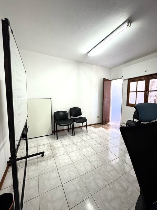 ALQUILER DEPTO 2 DORM CARBO E YRIGOYEN