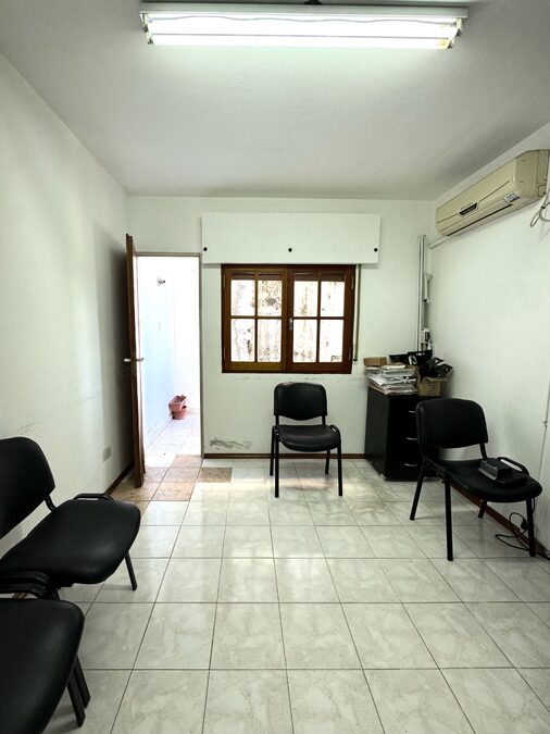 ALQUILER DEPTO 2 DORM CARBO E YRIGOYEN
