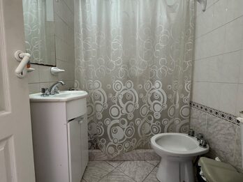 ALQUILER DEPTO 2 DORM CARBO E YRIGOYEN