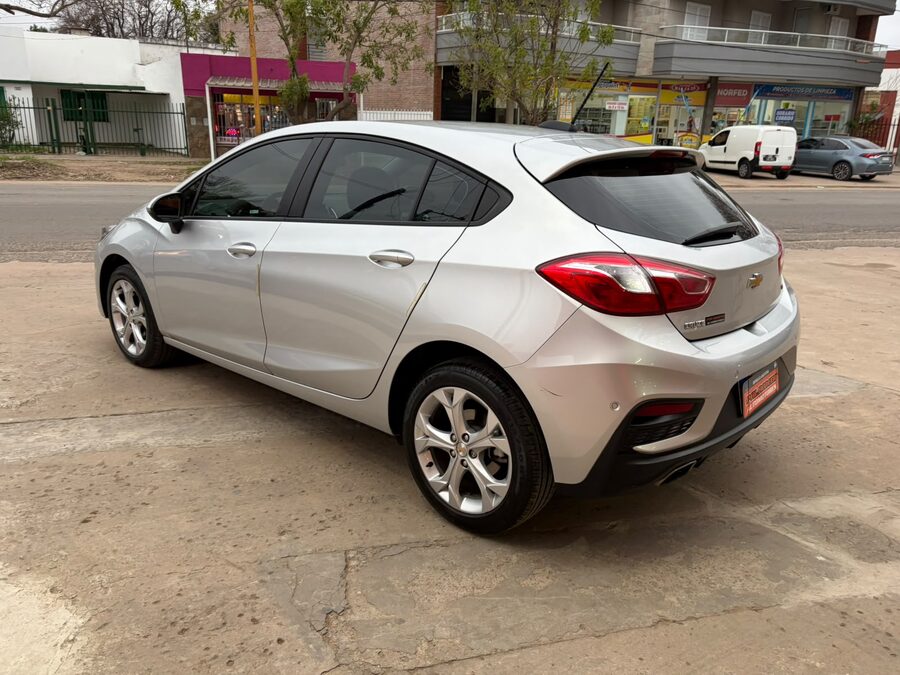 CRUZE 1.4T LT 5ptas A/T-2023