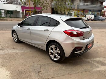 CRUZE 1.4T LT 5ptas A/T-2023