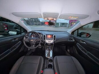 CRUZE 1.4T LT 5ptas A/T-2023