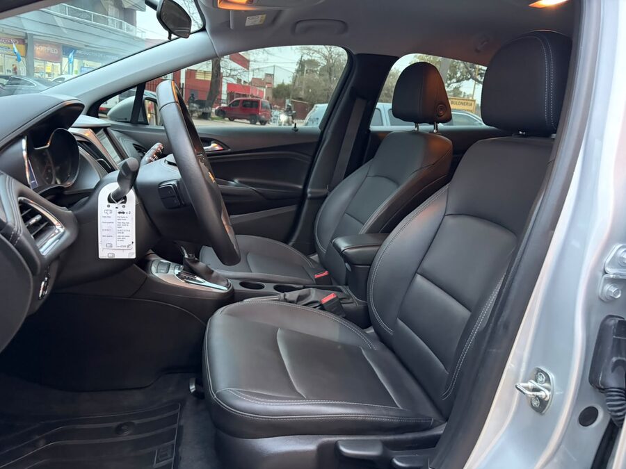 CRUZE 1.4T LT 5ptas A/T-2023