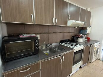 EN VENTA DUPLEX 3 DORMITORIOS CON PATIO Y COCHERA - EXCELENTE UBICACION