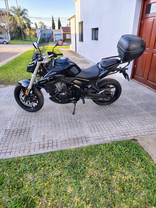 Voge 500r