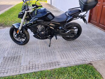Voge 500r