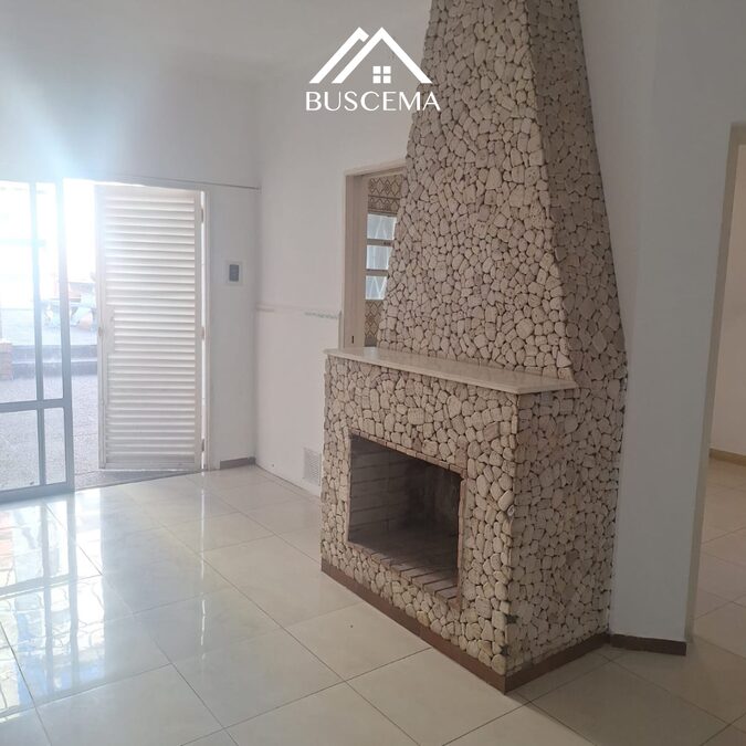 CASA EN ALQUILER - ZONA PARQUE URQUIZA