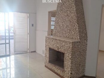 CASA EN ALQUILER - ZONA PARQUE URQUIZA