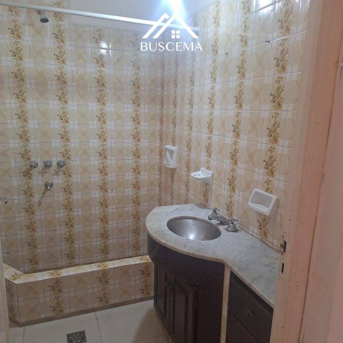 CASA EN ALQUILER - ZONA PARQUE URQUIZA