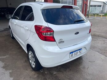Ka Se 1.5 4 cilindros  2017 85.000km. Vendo o permuto mayor-menor