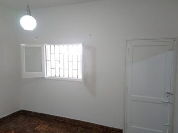 PARTICULAR ALQUILA CASA + GALPÓN